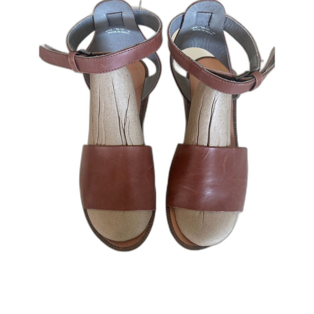 Leather sandals, brown, ankle strap, size 40 (US 9.5). By H London.